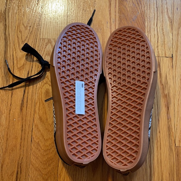 Vans Sneakers - Picture 6 of 6